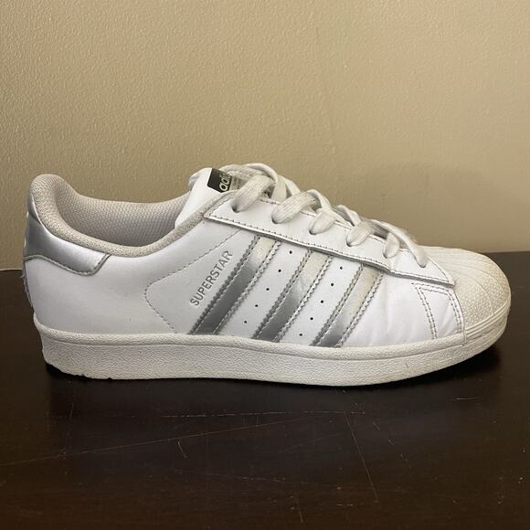 Adidas Superstar Women's Size 6 White Silver - Picture 3 of 7